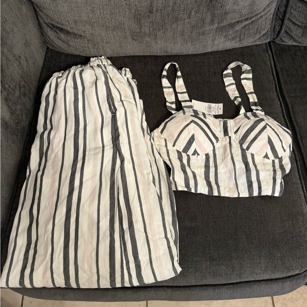 NWT American Eagle Striped 2 Piece Crop Top and Pants Set Size XS
